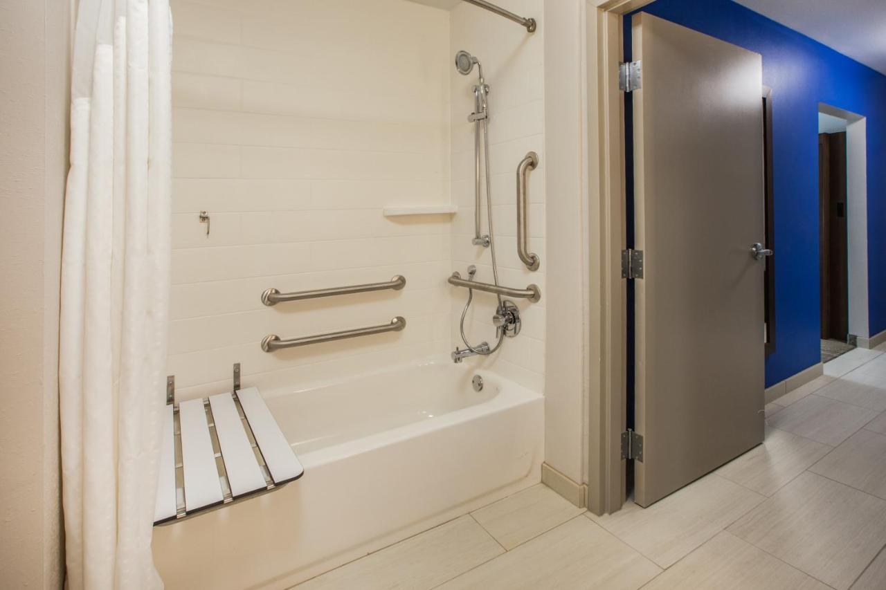 Holiday Inn Express & Suites - Asheboro By Ihg Zewnętrze zdjęcie